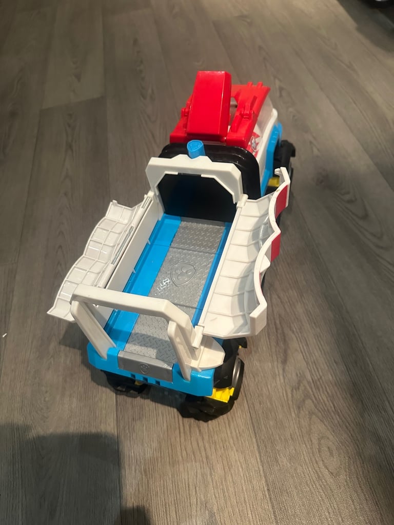 Paw patrol truck 