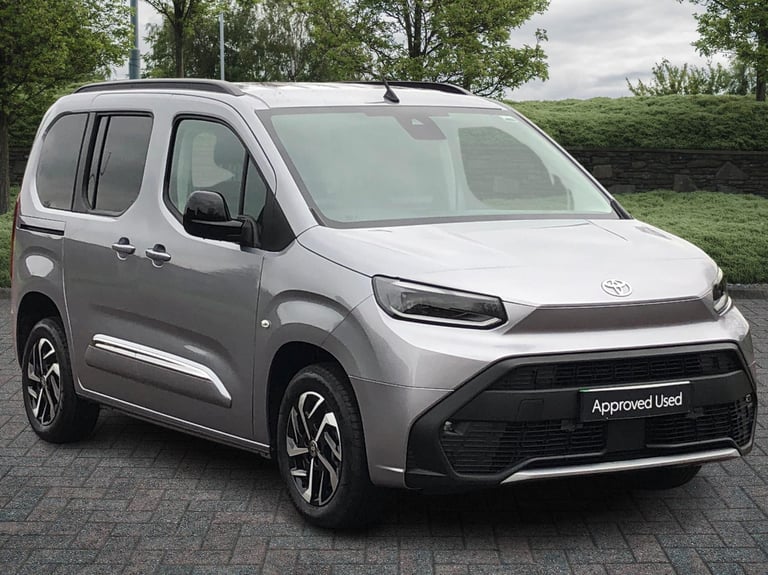 image for 2024 Toyota PROACE CITY Verso 100kW Design L1 50kWh 5dr Auto Estate Electric Automatic