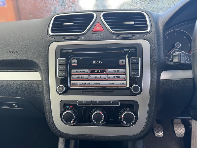 2012 Volkswagen Scirocco 2.0 TDi BlueMotion Tech 3dr [Nav] COUPE DIESEL Manual