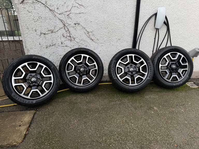 VW Amarok 2025 - 20" VW Bendigo alloy wheels with 255/55 R20 Goodyear Wrangler tyres