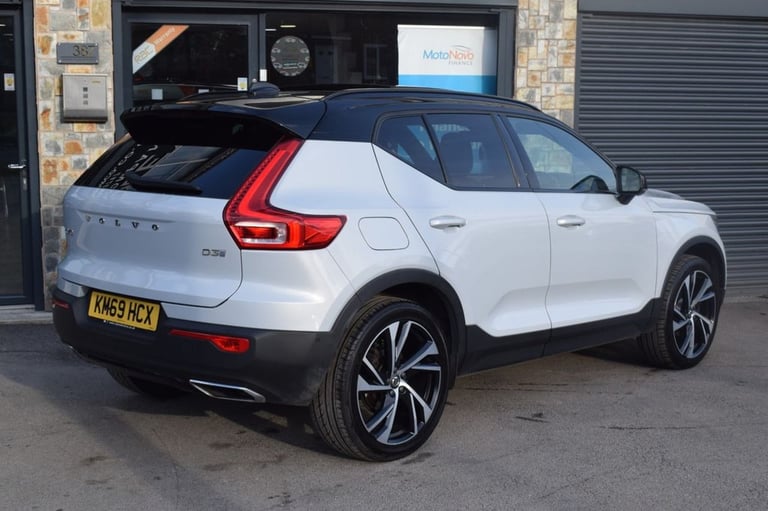 2019 Volvo XC40 2.0 D3 R DESIGN Pro 5dr Geartronic ESTATE DIESEL Automatic