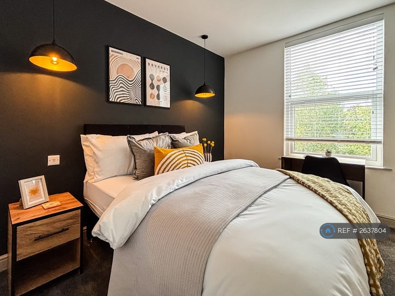 1 bedroom in Church Street, Westhoughton, Bolton, BL5 (#2637804)