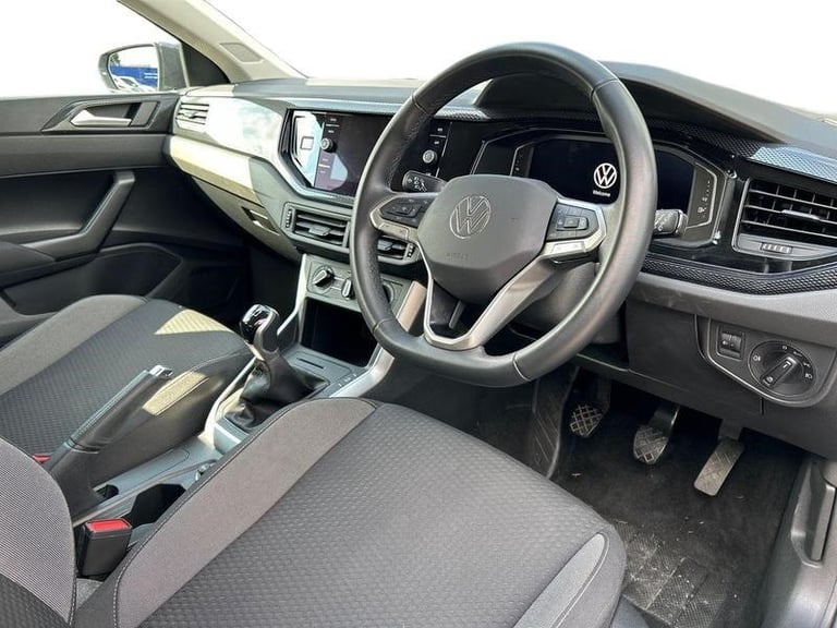 2022 Volkswagen Polo Life 1.0 TSI 95PS 5-speed Manual 5 Door MANUAL Hatchback Petrol Manual
