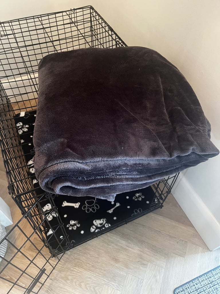 Dog crate