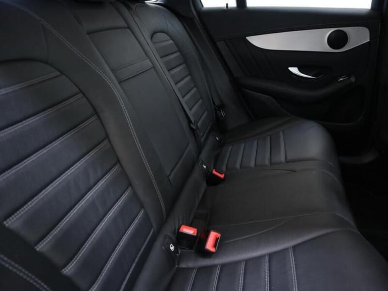 2022 Mercedes-Benz GLC GLC 300e 4Matic AMG Line 5dr 9G-Tronic ESTATE PETROL/ELECTRIC Automatic