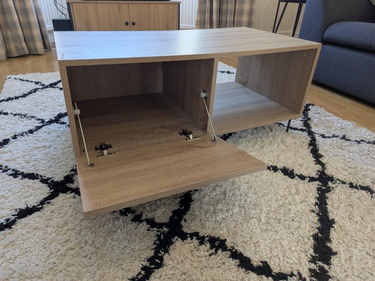 Matching TV Stand and Coffee Table