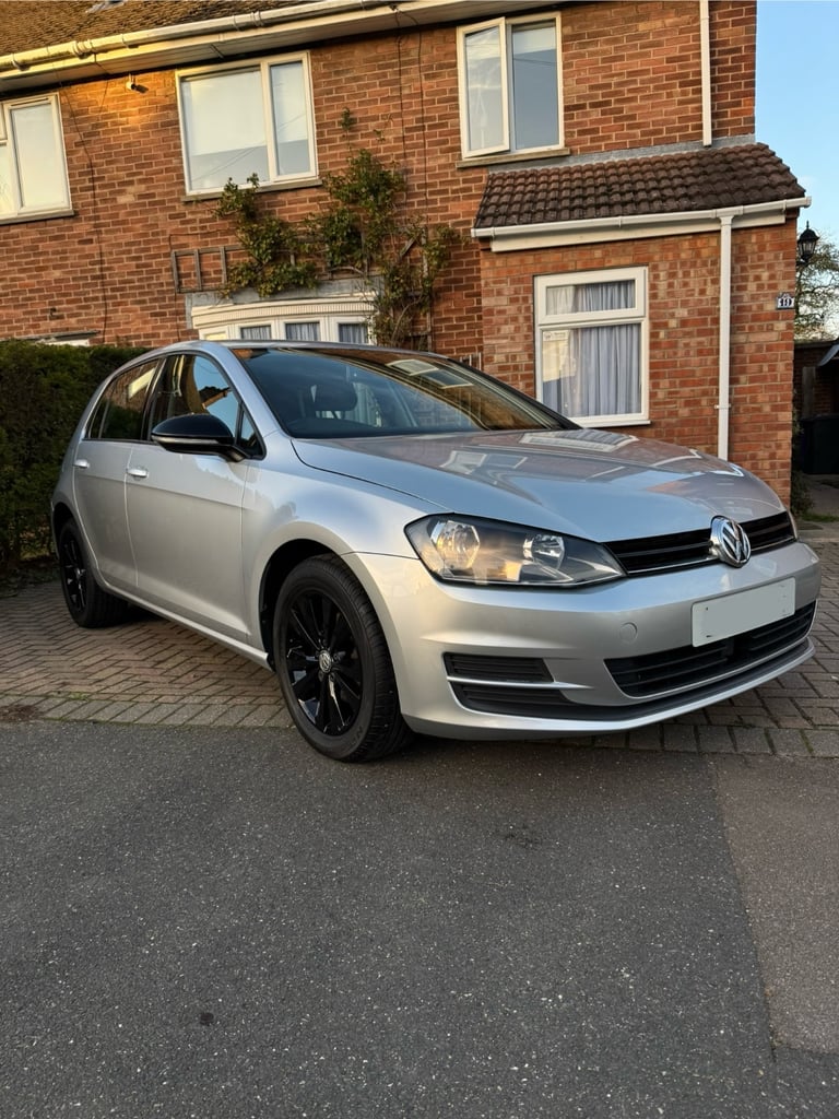 *BREAKING* VW Golf 2014 MK7 1.6 TDI - Reflex Silver