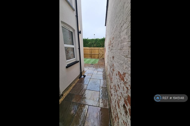 3 bedroom house in Strode Road, Clevedon, BS21 (3 bed) (#1945148)