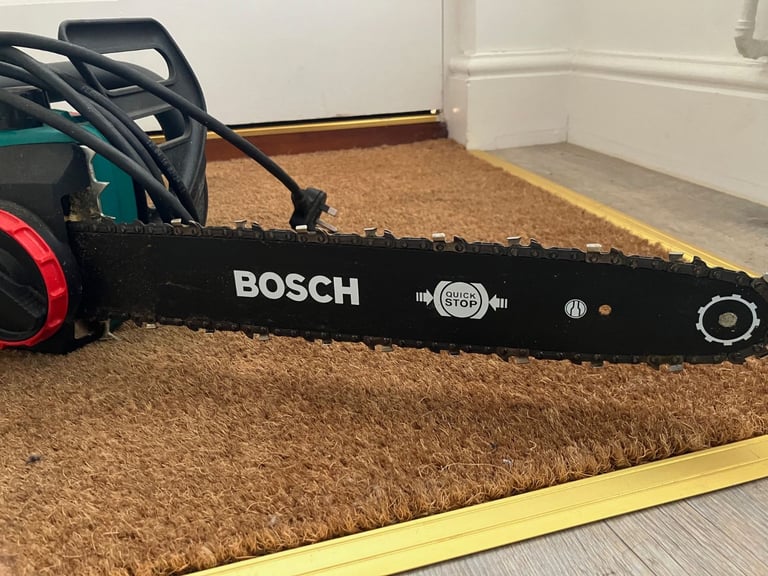 Bosch Electric Chainsaw