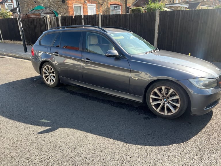 BMW, 320  3 SERIES, Estate, 2008, Manual, 1995 (cc), 5 doors