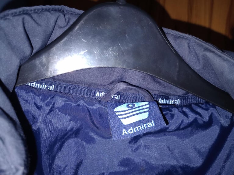 Men’s Admiral Winter Coat – Size M 