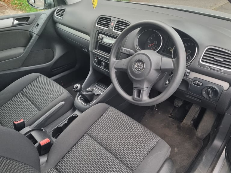 Volkswagen, GOLF, Hatchback, 2011, Manual, 1197 (cc), 5 doors 70K Miles