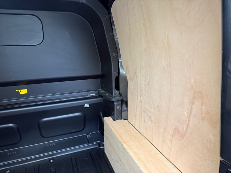 2025 Ford Transit Custom 2.0 EcoBlue 150ps H1 Double Cab Van Limited PANEL VAN Diesel Manual