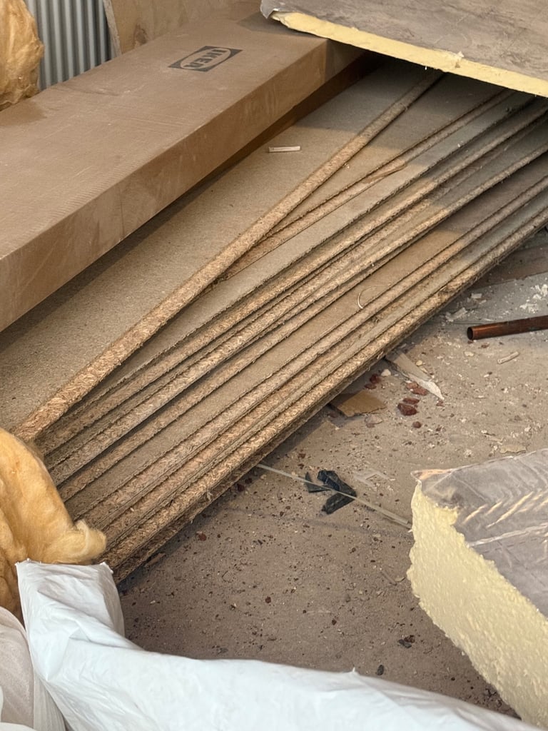 Floorboard - timber - insulation - brand new 