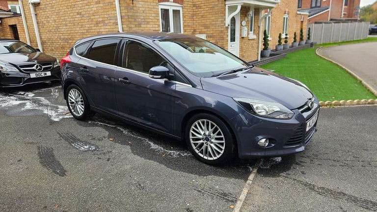 Ford FOCUS NAVIGATOR TURBO