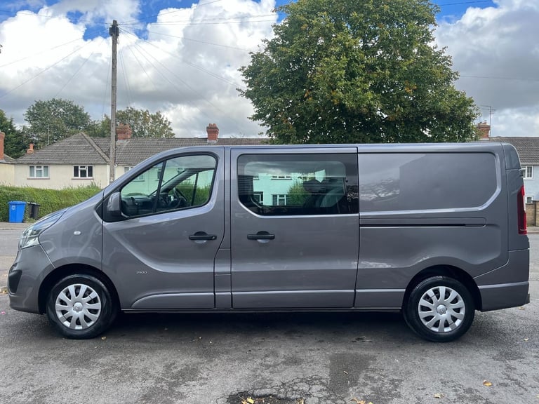 Vauxhall Vivaro 2900 1.6CDTI BiTurbo 125PS Sportive 6 Seat LWB Crew Van 2017/17