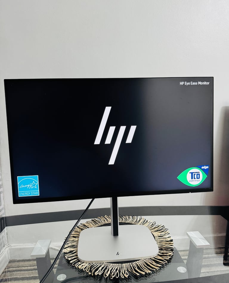 image for HP Pro 5 QHD 27” Monitors Brilliant Condition 