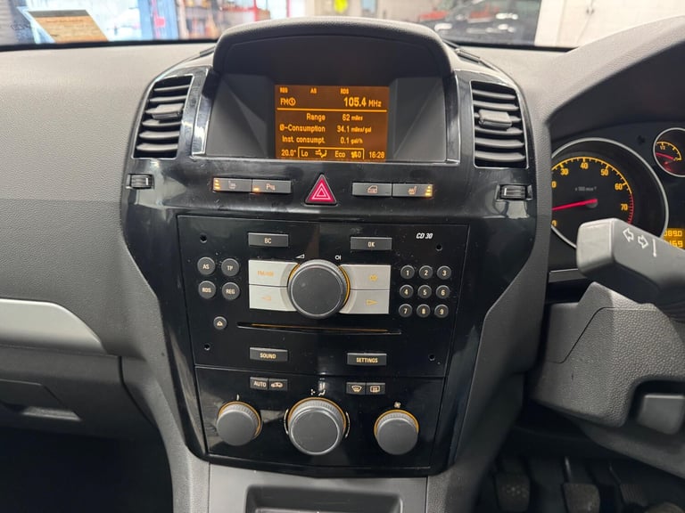 2012 Vauxhall Zafira 1.6 16V Design Euro 5 5dr (SNav) MPV Petrol Manual