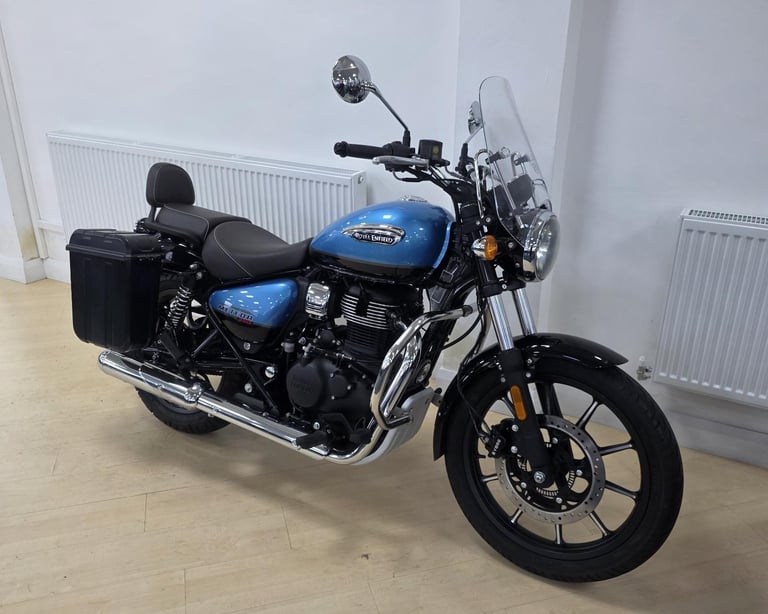 Royal Enfield Meteor 350 Supernova