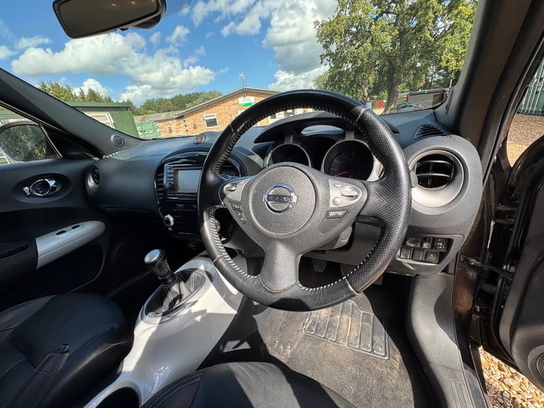 Nissan, JUKE, Hatchback, 2012, 1 OWNER LEATHER SAT-NAV  FSH Manual, 1461 (cc), 5 doors