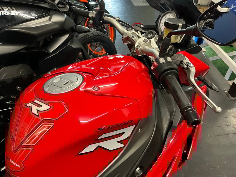 BMW S 1000 R free delivery 