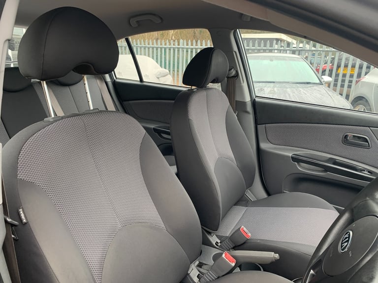 2009 Kia Rio 1.4 Strike 5dr HATCHBACK Petrol Manual