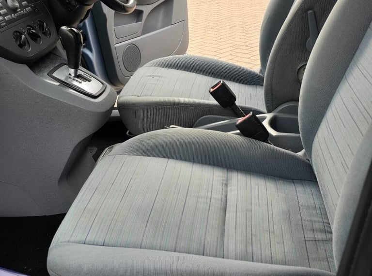 FORD C-MAX PETROL AUTOMATIC IN CLEAN CONDITION. 1 YEAR MOT. SERVICE HISTORY 