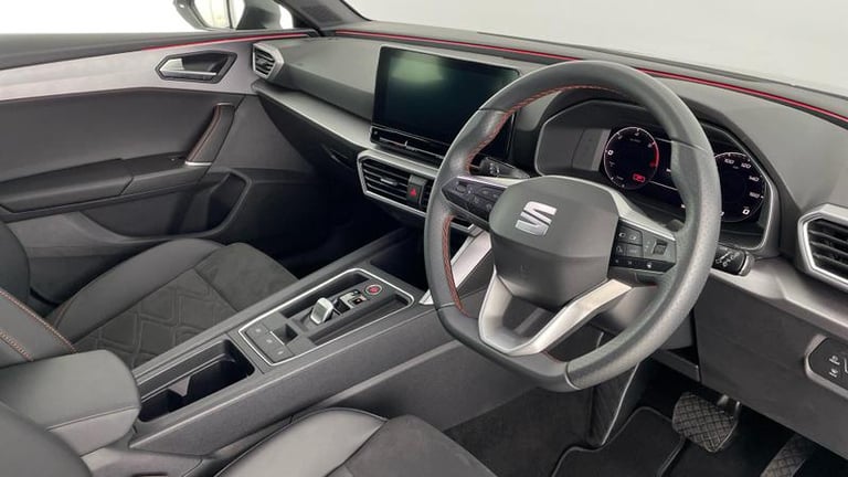 2024 SEAT Leon 1.4 e-HYBRID (204ps) FR Sport DSG Automatic Estate Hybrid Automatic