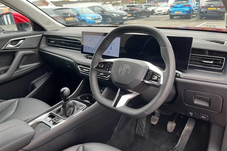 2025 MG MG HS 1.5 T-GDI Trophy SUV 5dr Petrol Manual Euro 6 (s/s) (169 ps) SUV Petrol Manual