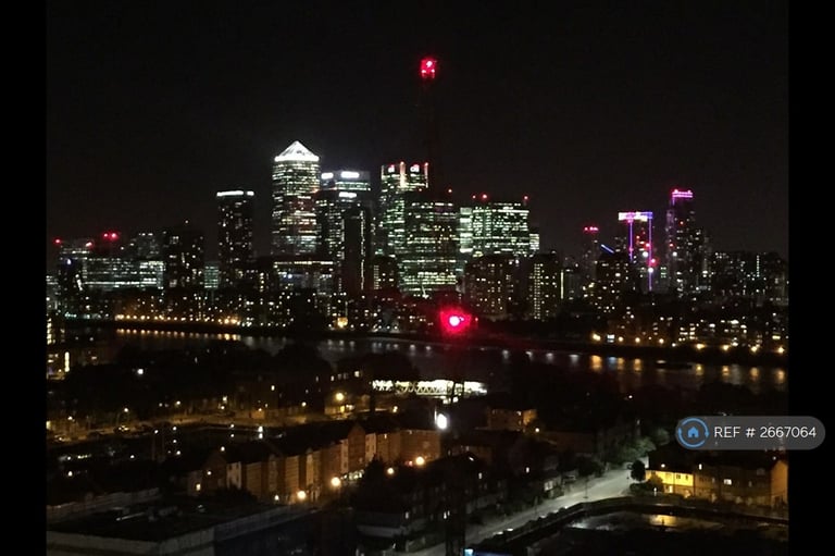 1 bedroom in Oslo Tower, London, SE8 (#2667064)