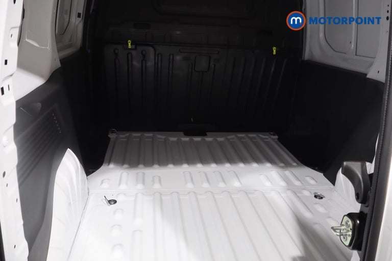 2024 Vauxhall Combo 2300 100kW Prime 50kWh H1 Van Auto Panel Van Electric Automatic