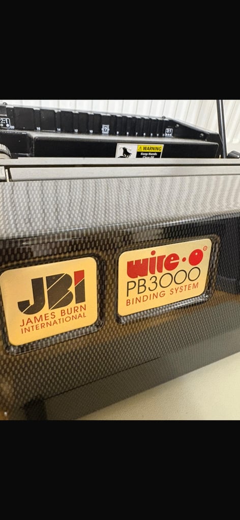 Binding system machine like new