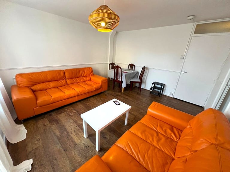 Prime Location immaculate condition 5 Bedrooms house in Hackney- Company Let allowed