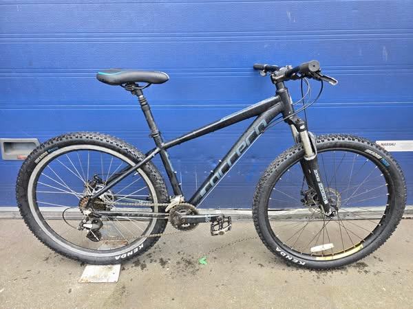 image for Unisex mountain bike CARRERA VENGEANCE Wheels 27,5" Frame 16" VGC!