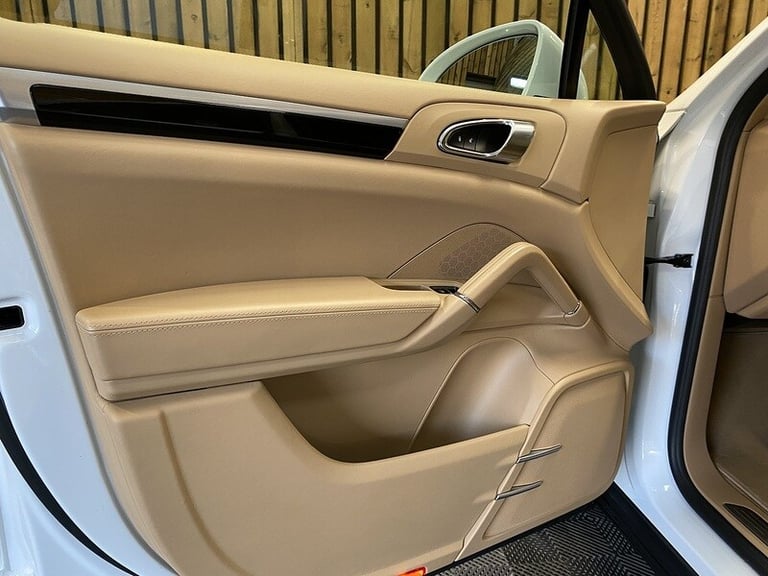 2016 Porsche Cayenne TD V8 S SUV Diesel Automatic