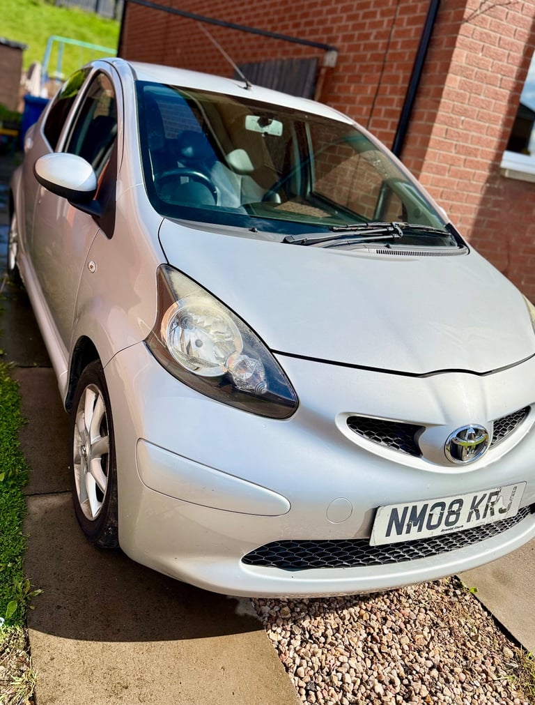 Toyota, AYGO, Hatchback, 2008, Manual, 998 (cc), 5 doors