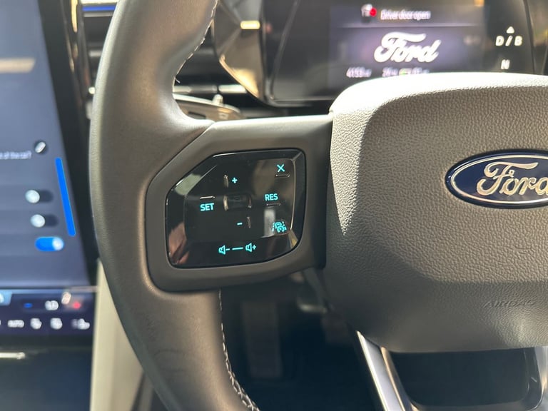2025 Ford Explorer 210kW Premium 77kWh 5dr Auto HATCHBACK ELECTRIC Automatic