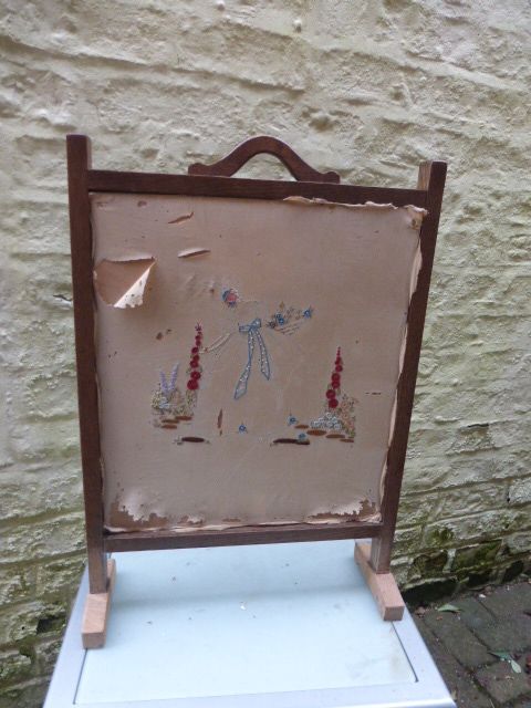 Antique Fire Screen - Appears to be an oak surround