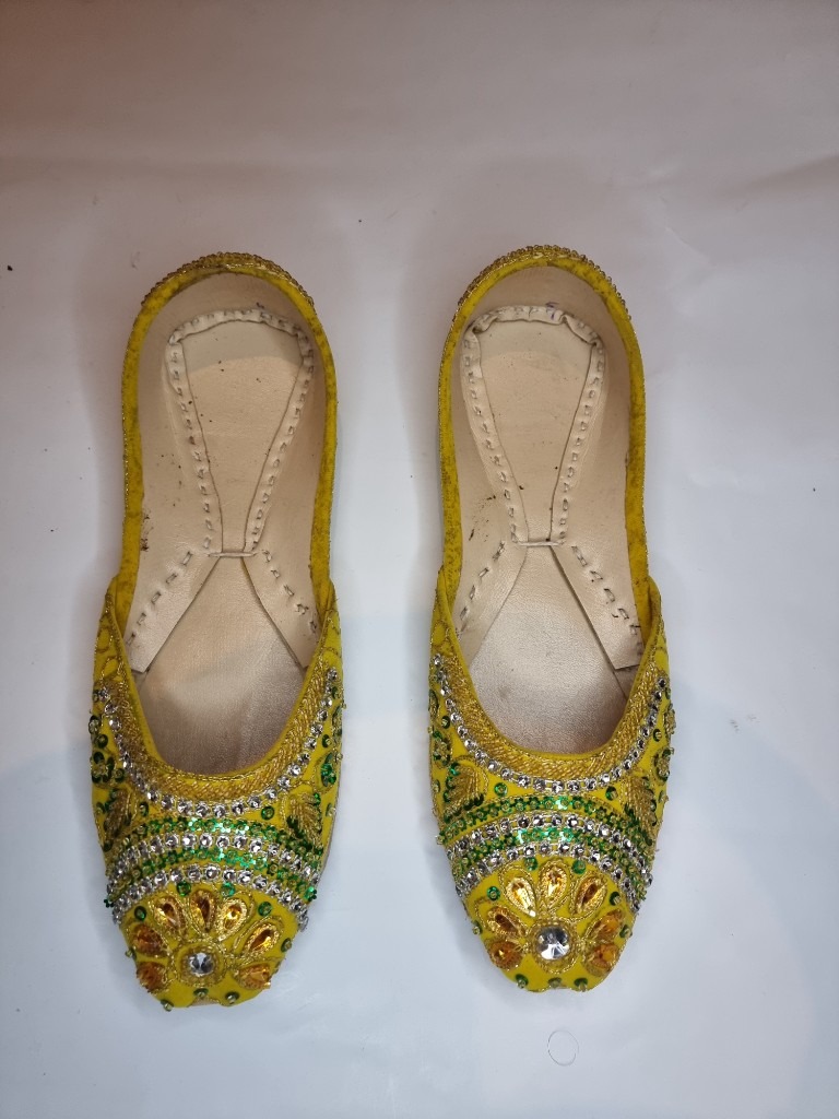 3 pairs, £5 each. Used. Yellow khussa, asian wedding shoes. Henna mehndi manya sangeet