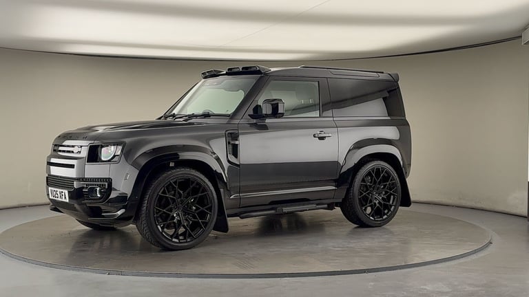2025 Land Rover Defender 3.0 D250 X-Dynamic SE 90 3dr Auto ESTATE DIESEL Automatic