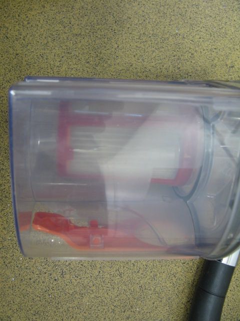 Bagless Vacuum Cleaner Electrolux Ergoeasy Cyclonic . Max power 2100 W