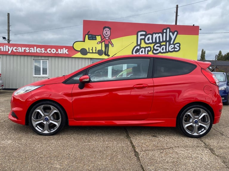 2016 FORD FIESTA 1.6 T ST-3 1 OWNER FULL SERVICE HISTORY NEW CAMBELT