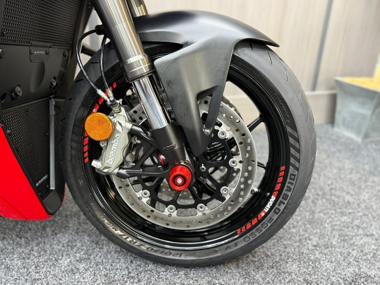 2022 22 Ducati Streetfighter V2 955 ABS - JUST 3726 MILES - WINGS