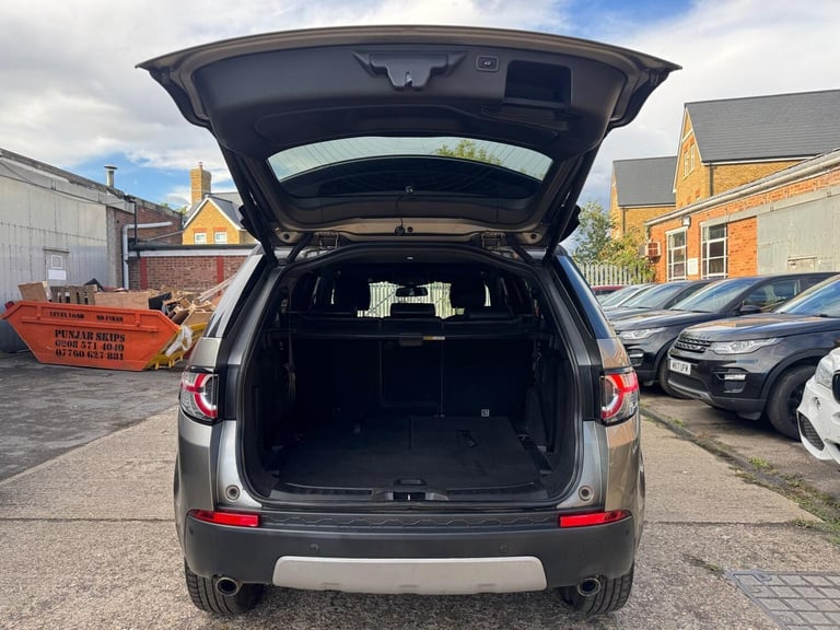 2017 Land Rover Discovery Sport 2.0 TD4 HSE 4WD Euro 6 (s/s) 5dr ESTATE Diesel Manual