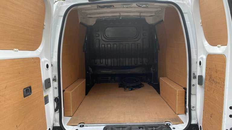 2021 Nissan NV200 40kWh Tekna Panel Van 5dr Electric Auto SWB (Quick Charge) (109 ps) Panel Van E...