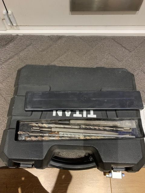 TITAN SDS HAMMER DRILL