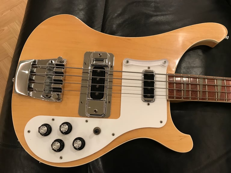 RICKENBACKER 4003 4 string bass guitar, set up, great condition for 26 years old, wow!