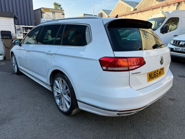 2015 Volkswagen Passat 2.0 TDI BlueMotion Tech R-Line 5dr, Euro 6 , No VAT ESTATE Diesel Manual