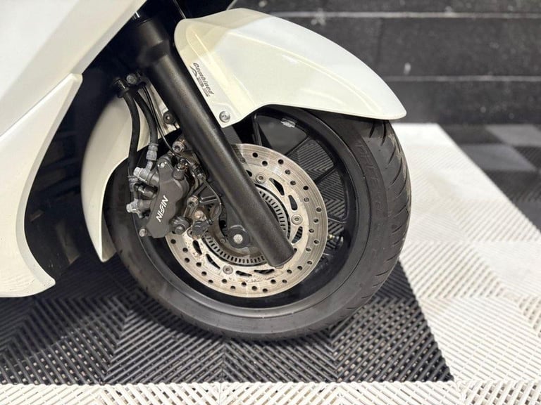 2016 66 HONDA FORZA 300 FINANCE SPECIALISTS APPLY NOW