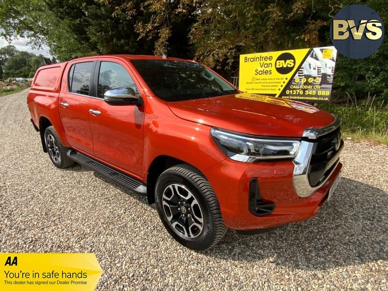 2021 Toyota Hilux 2.8 D-4D Invincible Pickup Double Cab 4dr Diesel Manual 4WD Euro 6 (s/s) (2 PIC...